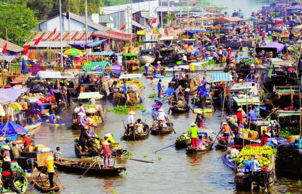 Nga Nam Floating Market